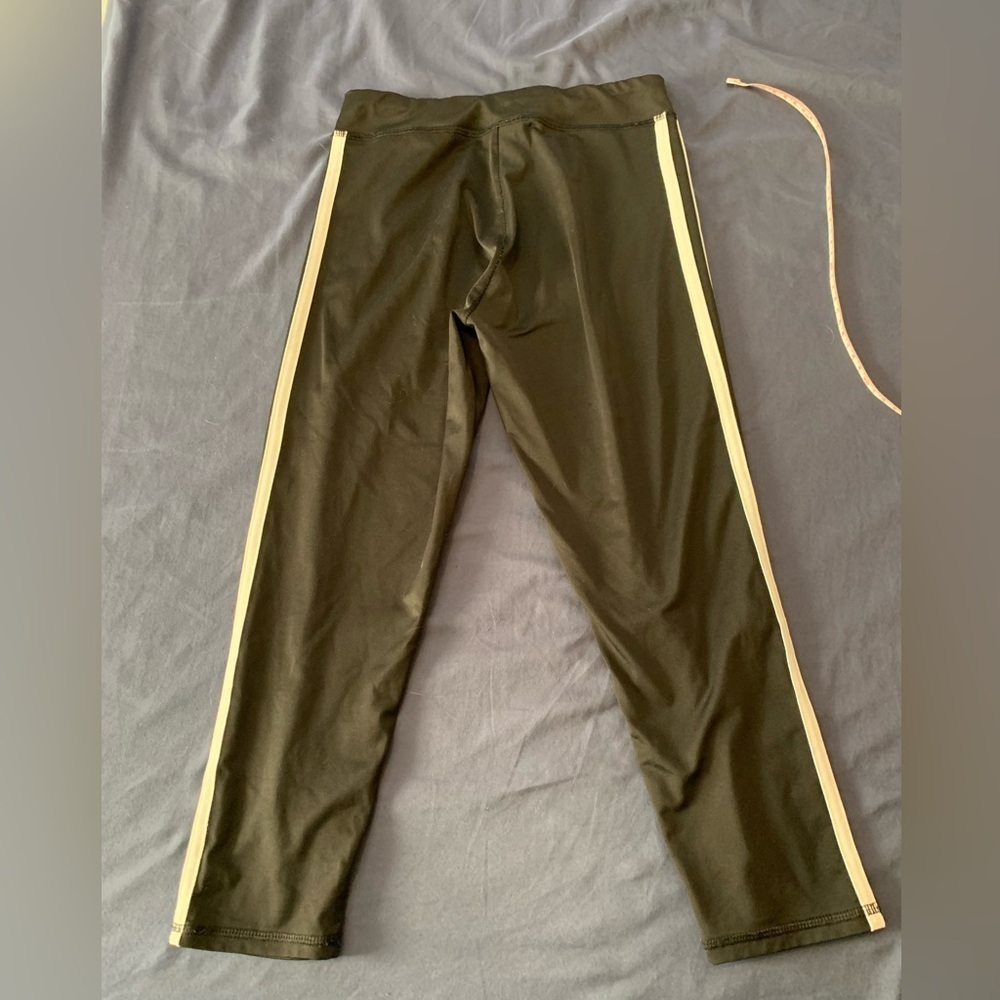 Adidas Size 10/12 Black Three 3 Stripe Warm-Up Exercise Sweat Active Wear Pants - Picture 4 of 7